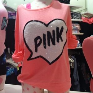 VS Pink Cartoon Heart Oversized Graphic Top